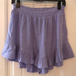 LIKE NEW WILD FABLE RUFFLE HEM SHORT; SIZE S